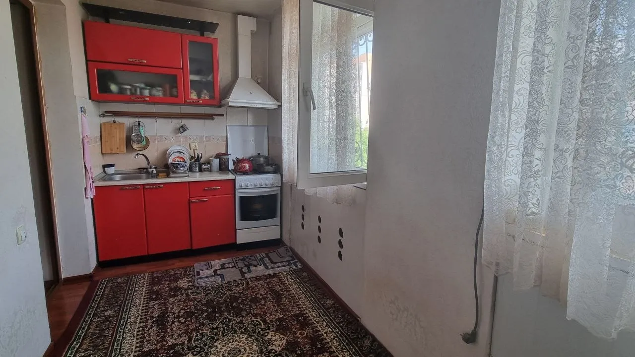 В продаже студия, 82 м²