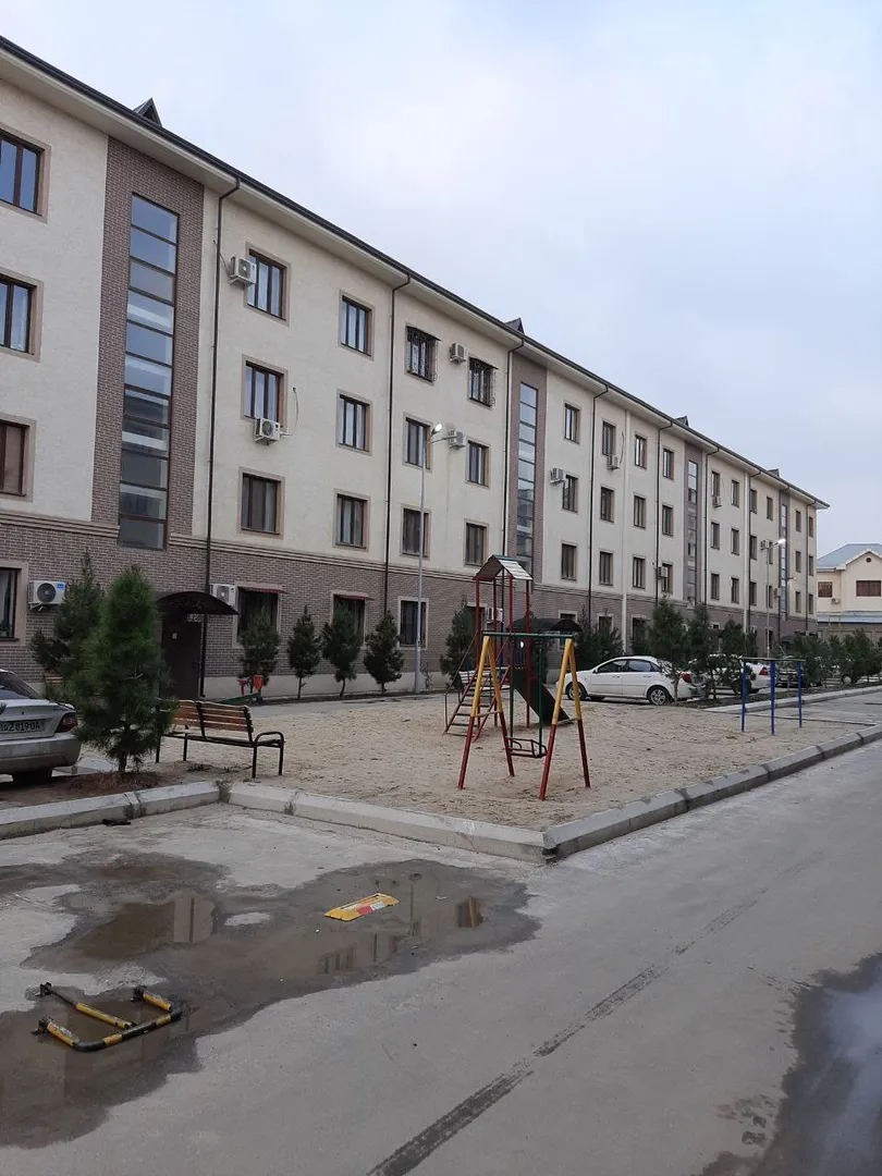 Сотувда 2 хонали квартира, 60 м²