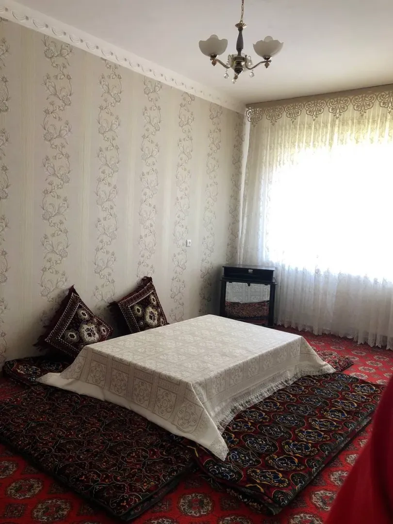 Сотувда 4 хонали квартира, 82 м²