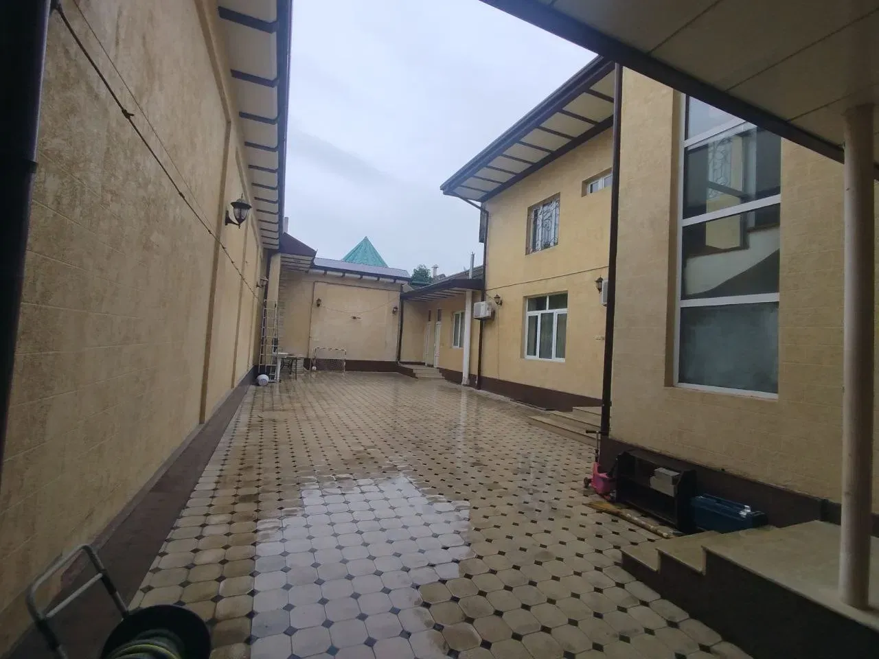 Сотувда уй, 632.82 м², 2 қаватли, 3,3 сот.