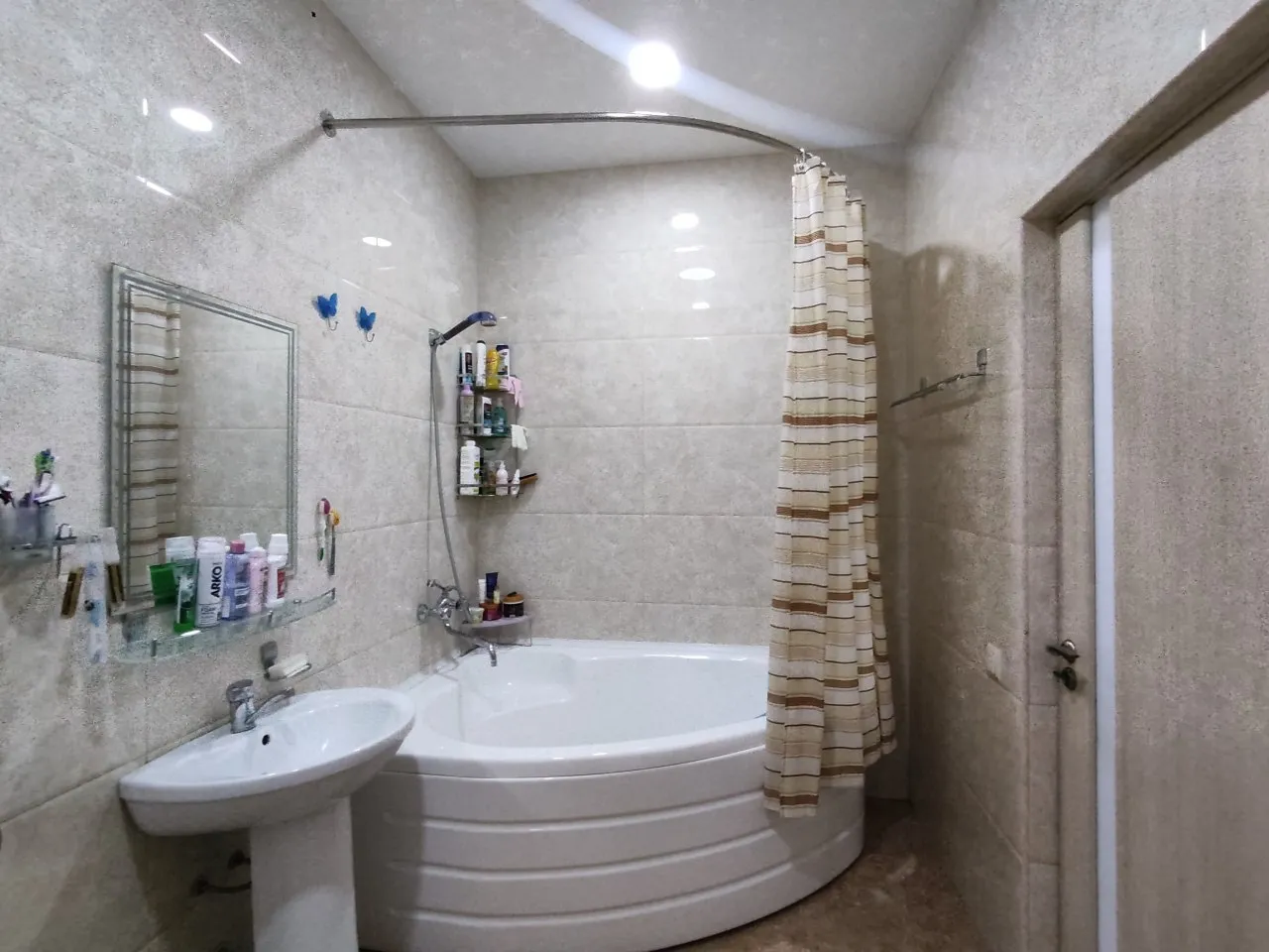 Изображение №7