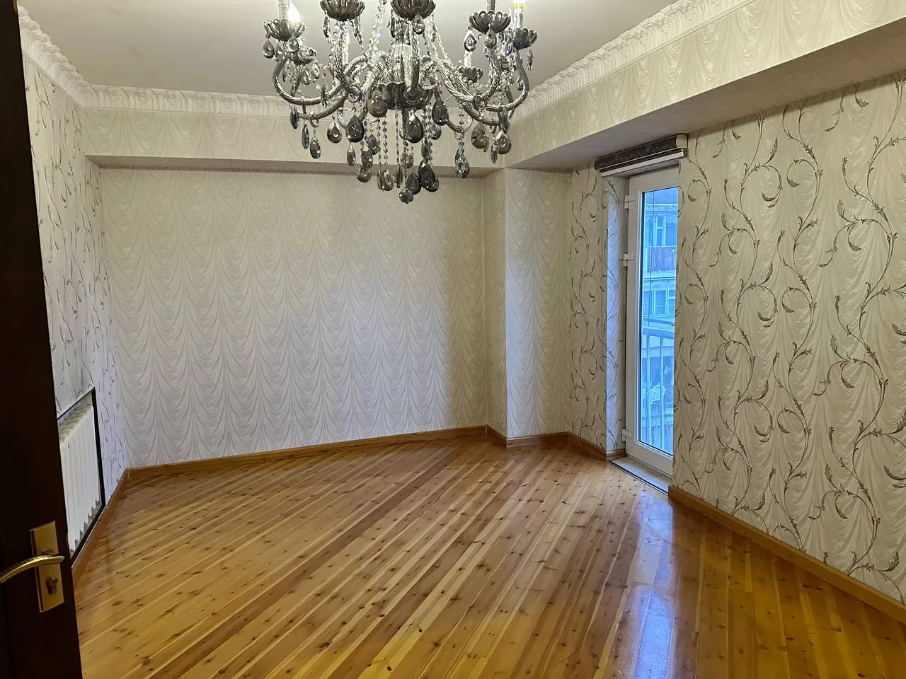 Сотувда 3 хонали квартира, 86 м²