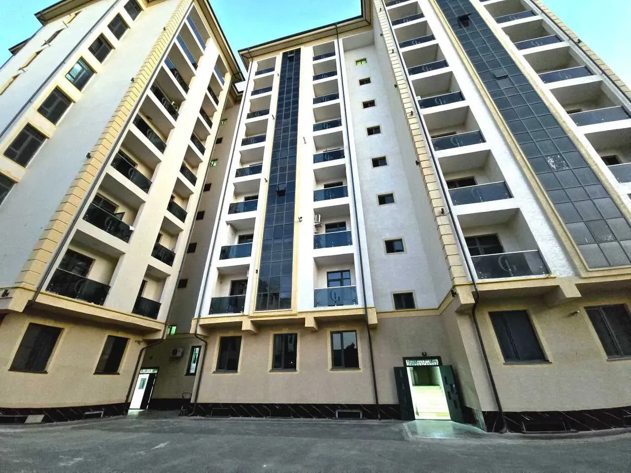 Сотувда 3 хонали квартира, 77 м²