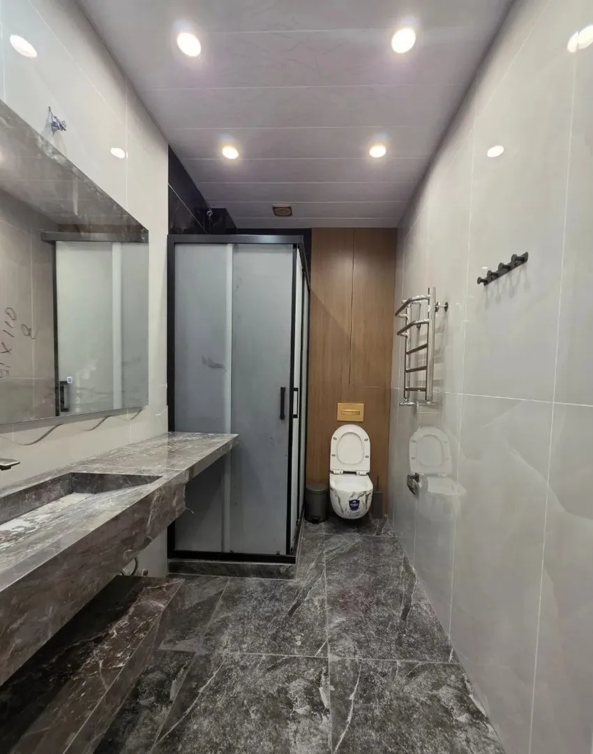 Сотувда 2 хонали квартира, 60 м²