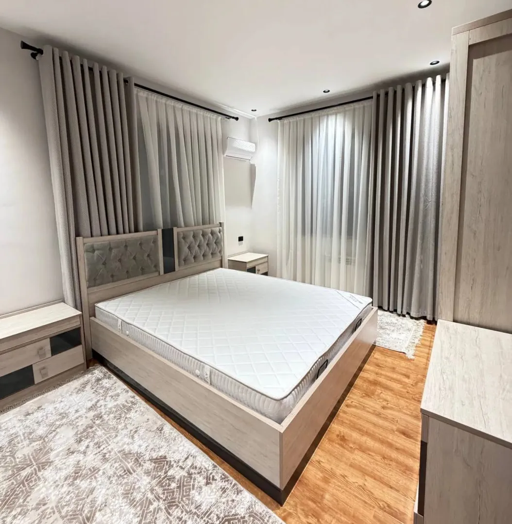 Сотувда 3 хонали квартира, 80 м²