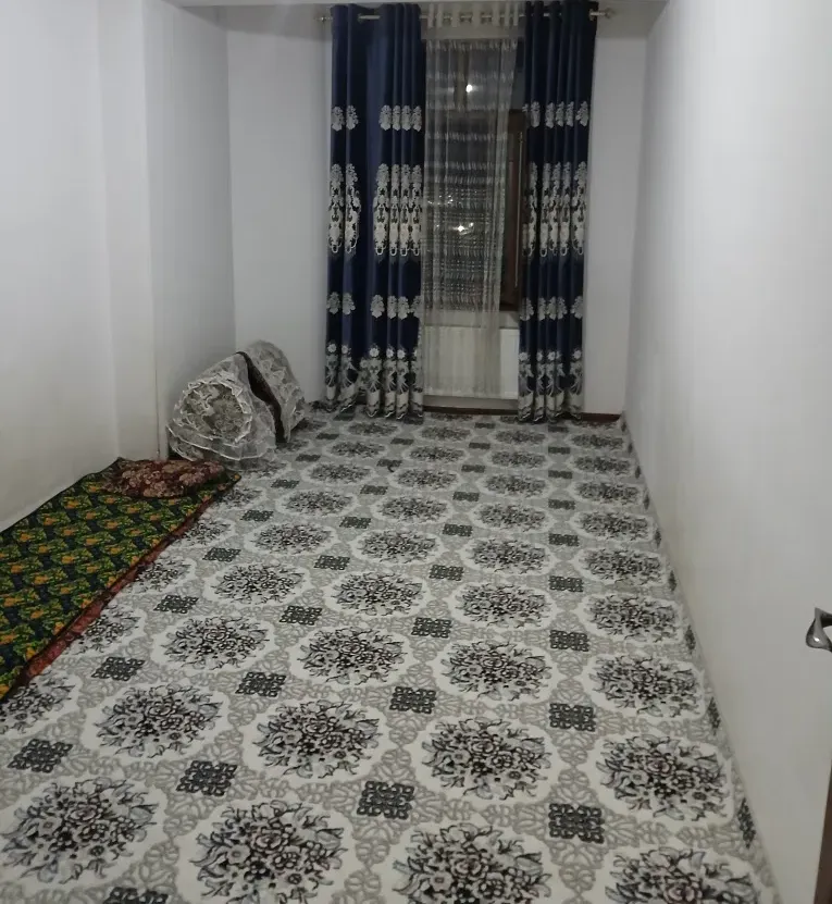 Сотувда 2 хонали квартира, 70 м²