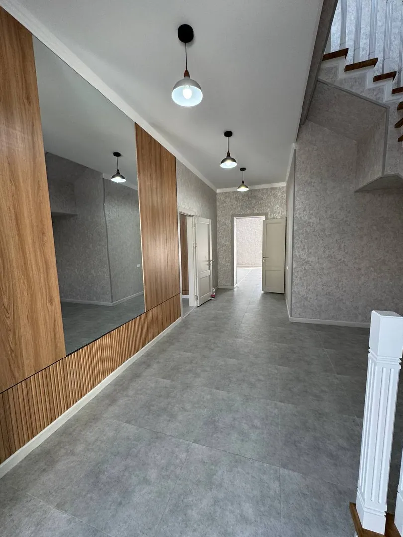 В продаже дом, 200 м², 2 этажа, 3,8 сот.