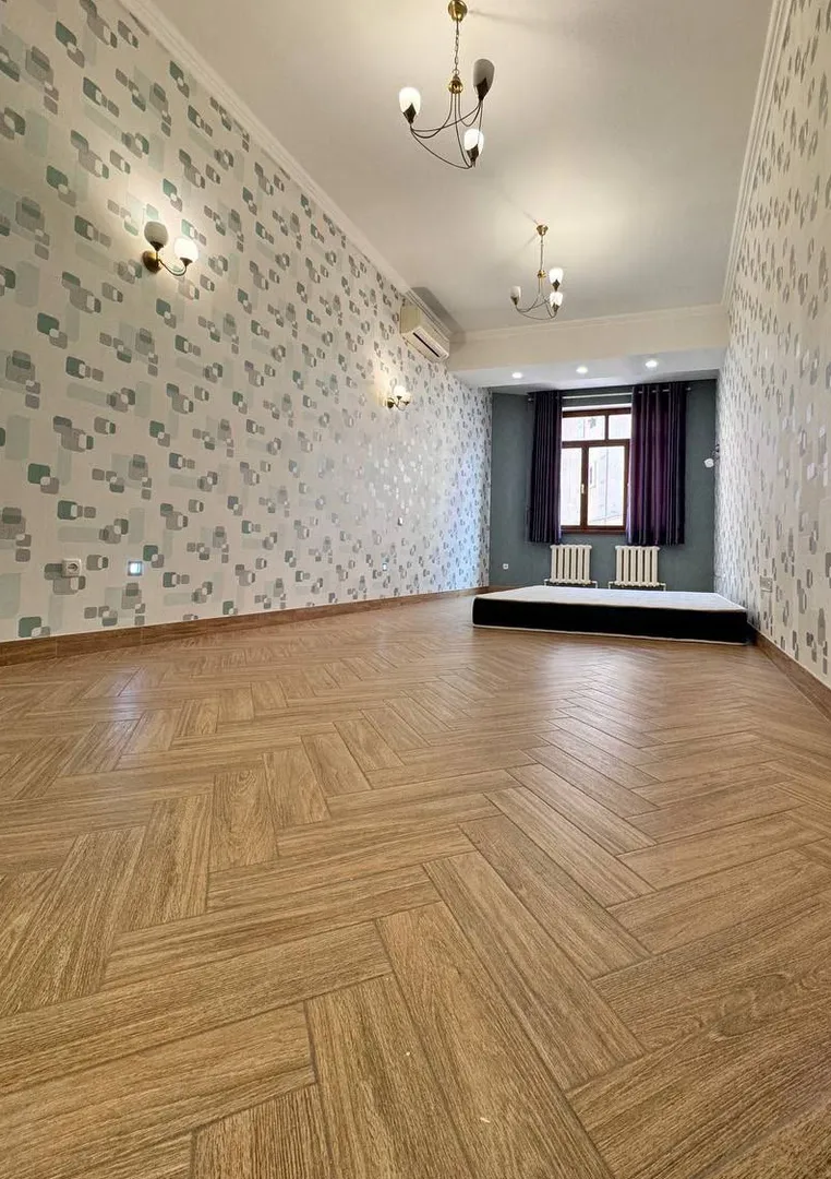 Сотувда 4 хонали квартира, 180 м²