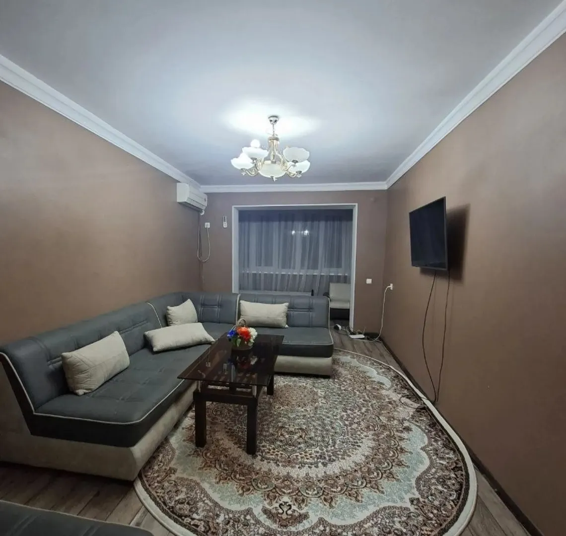Сотувда 2 хонали квартира, 55 м²