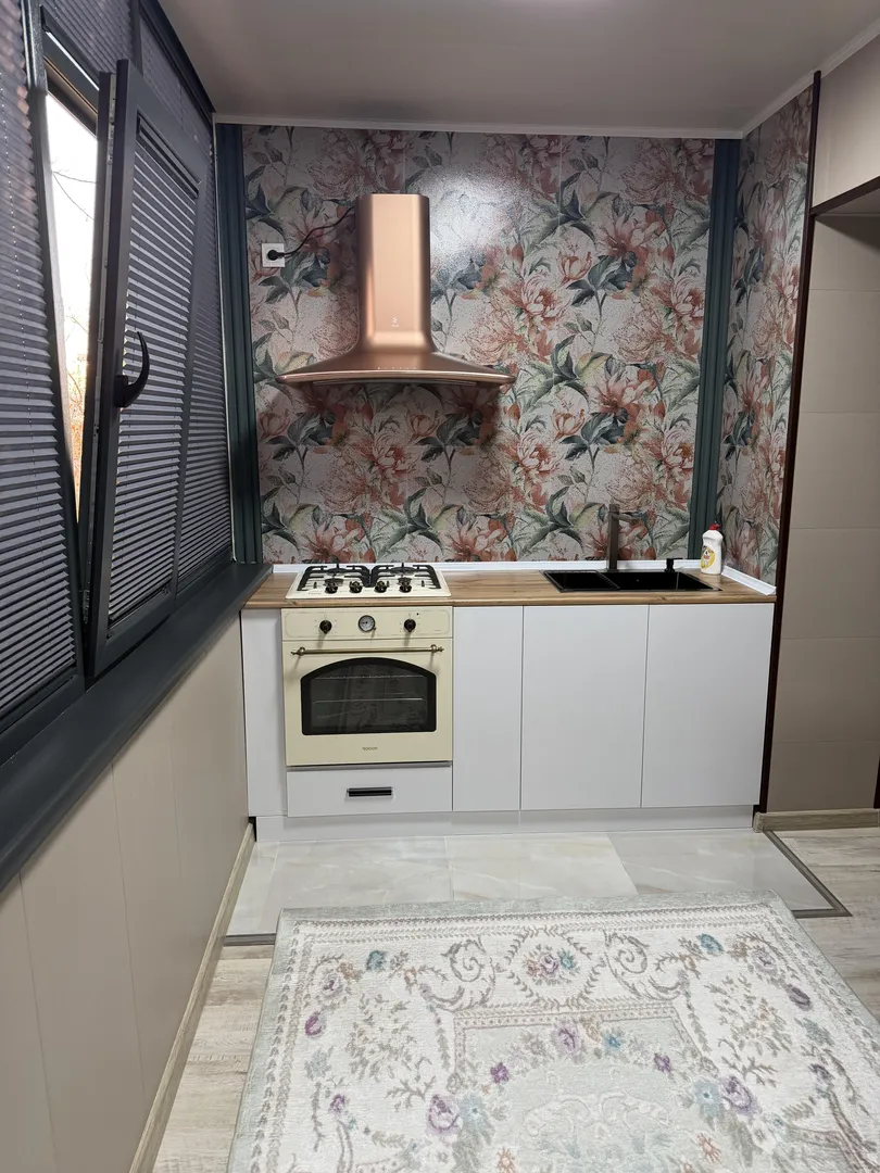 Сотувда 2 хонали квартира, 60 м²