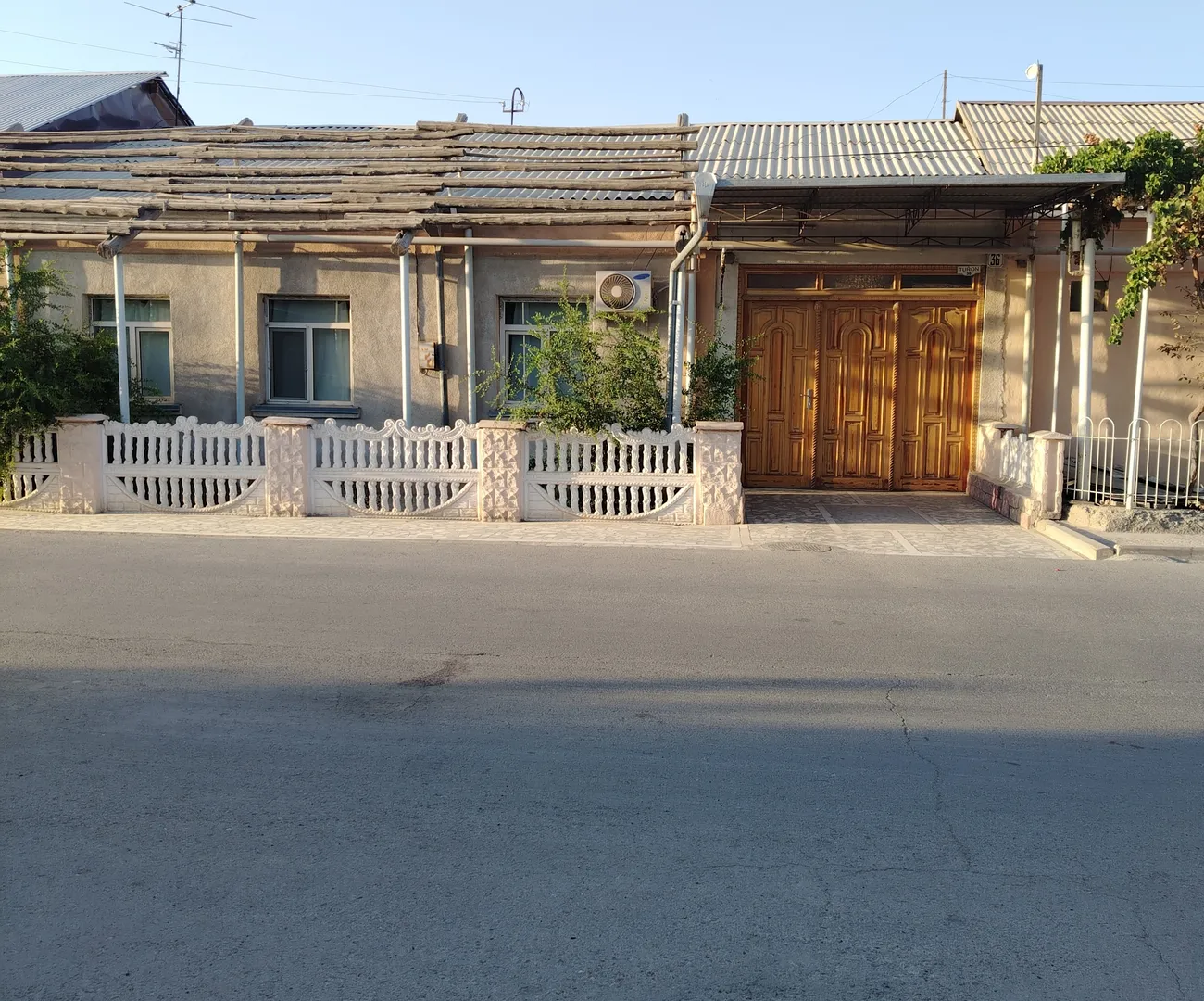Сотувда уй, 140 м², 1 қаватли, 4,8 сот.