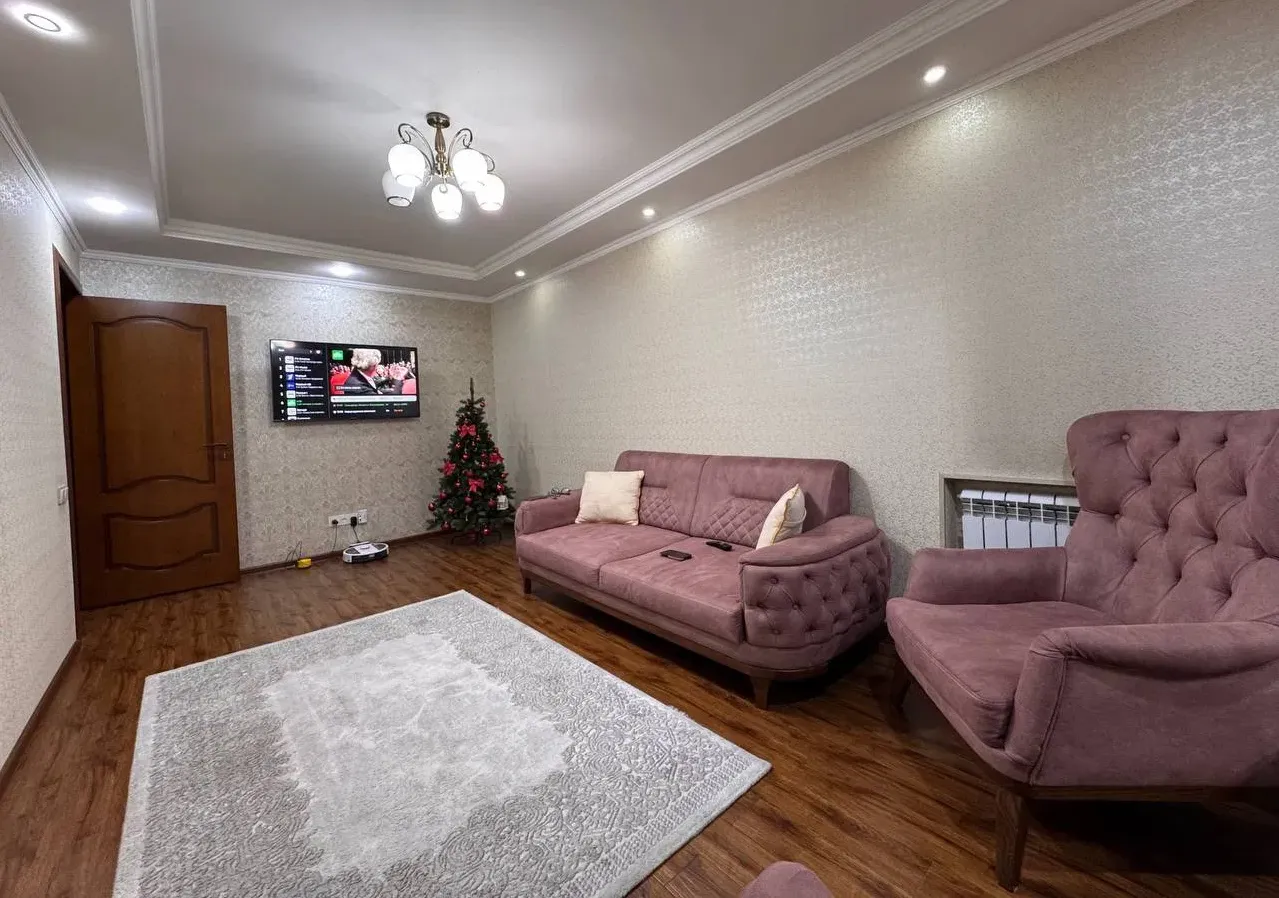 Сотувда 4 хонали квартира, 80 м²