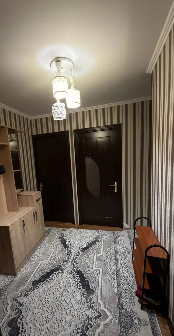 Сотувда 4 хонали квартира, 160 м²