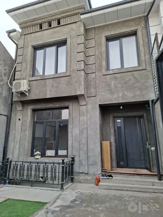 Сотувда 6+ хонали квартира, 142 м²