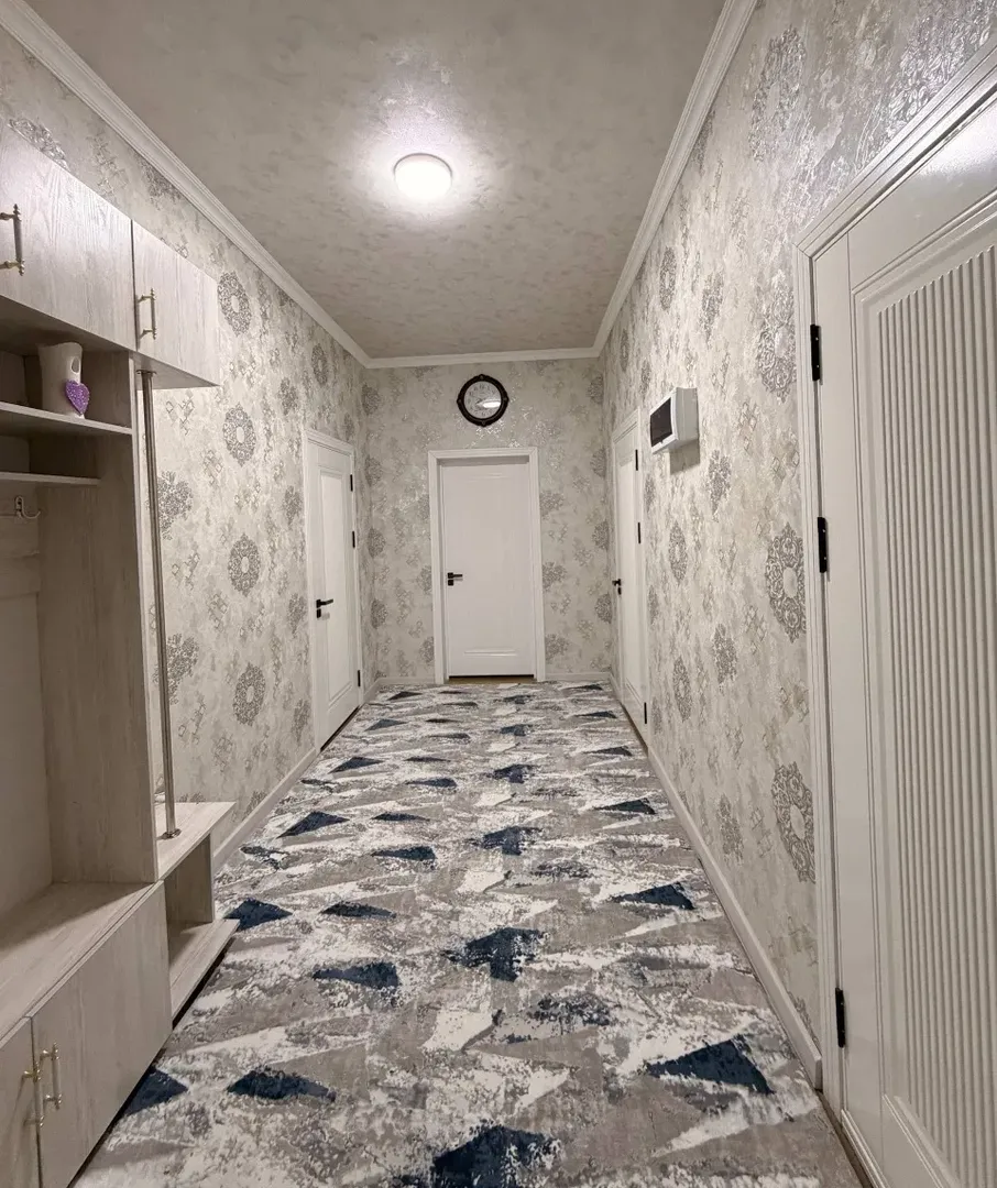 Сотувда 2 хонали квартира, 71 м²