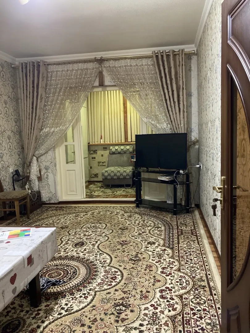 Сотувда 3 хонали квартира, 58 м²