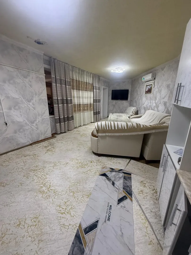 В продаже дом, 300 м², 1 этаж, 10 сот.