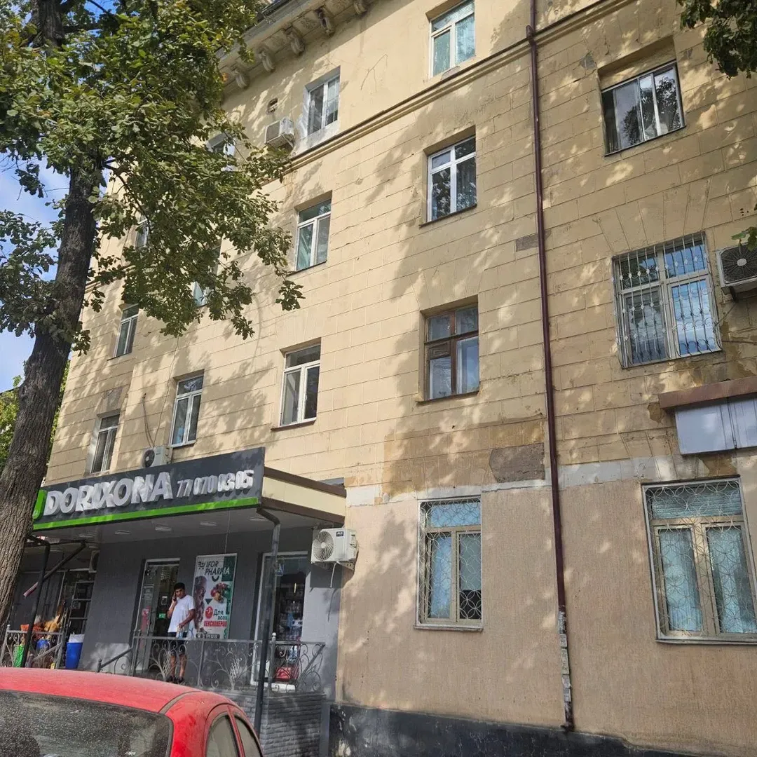 Сотувда 2 хонали квартира, 50 м²