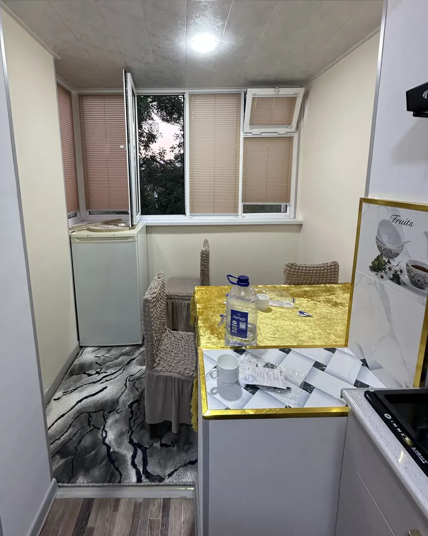 Сотувда 3 хонали квартира, 72 м²