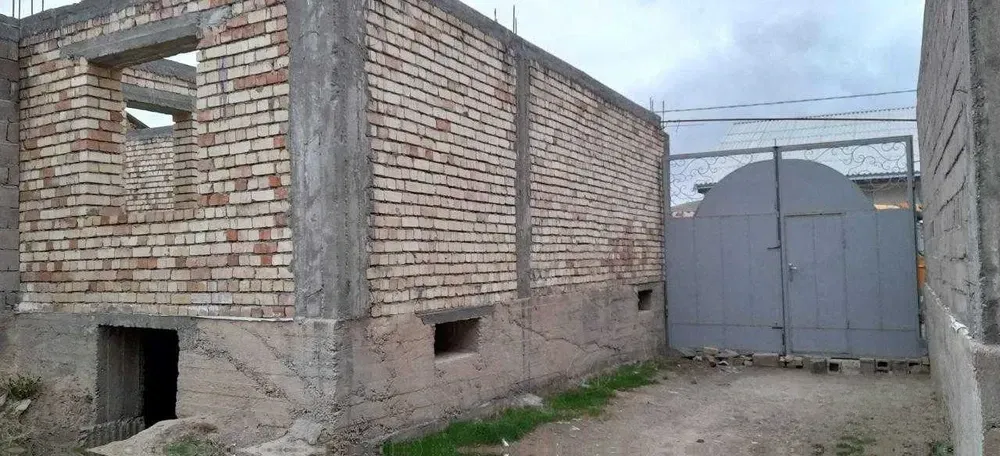 В продаже дом, 600 м², 1 этаж, 6 сот.