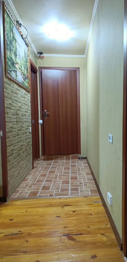 Сотувда 3 хонали квартира, 41 м²