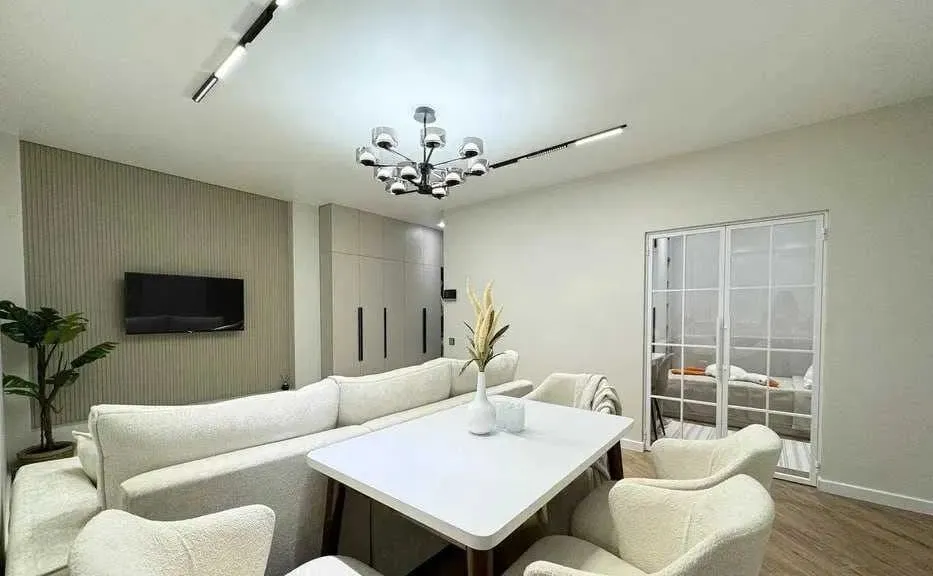 Сотувда 3 хонали квартира, 60 м²