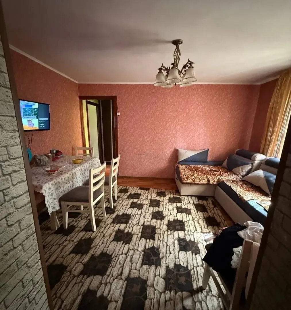 Сотувда 3 хонали квартира, 67 м²