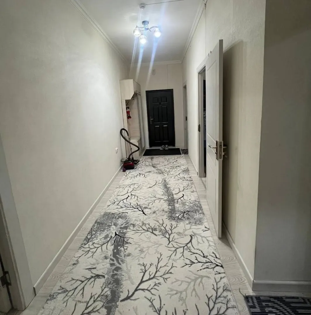 Сотувда 3 хонали квартира, 68 м²