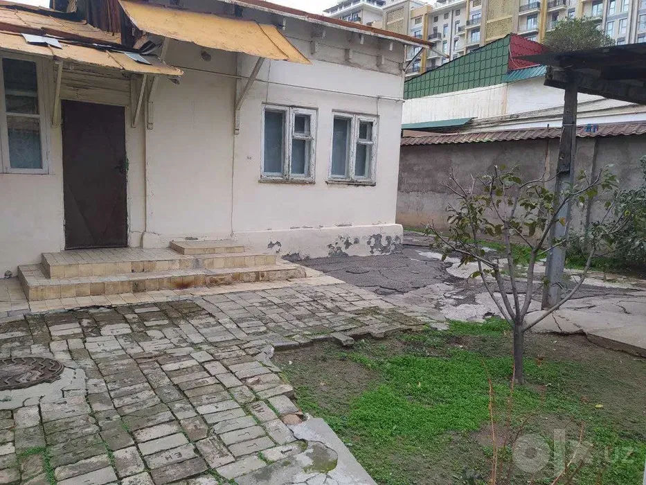 Сотувда ер участкаси, 5 сот.