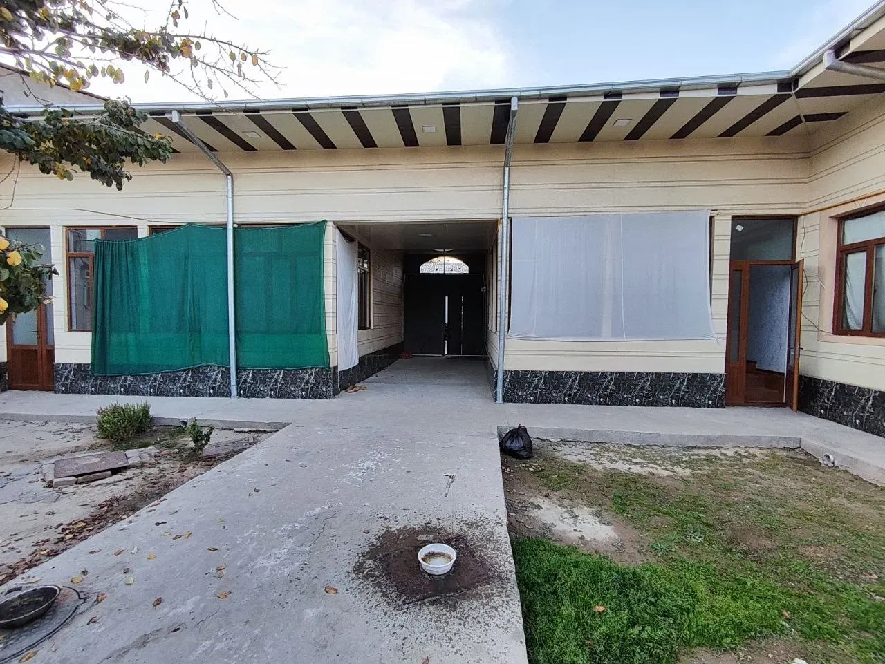 Сотувда уй, 176.2 м², 1 қаватли, 6 сот.