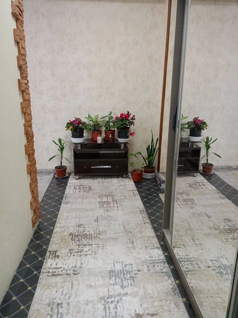 Сотувда 2 хонали квартира, 42 м²