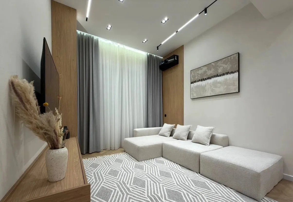 Сотувда 3 хонали квартира, 70 м²