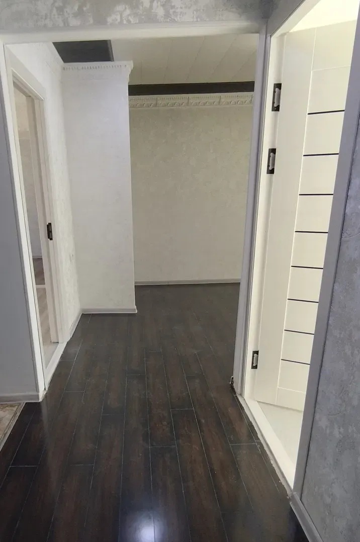 Сотувда 4 хонали квартира, 84 м²