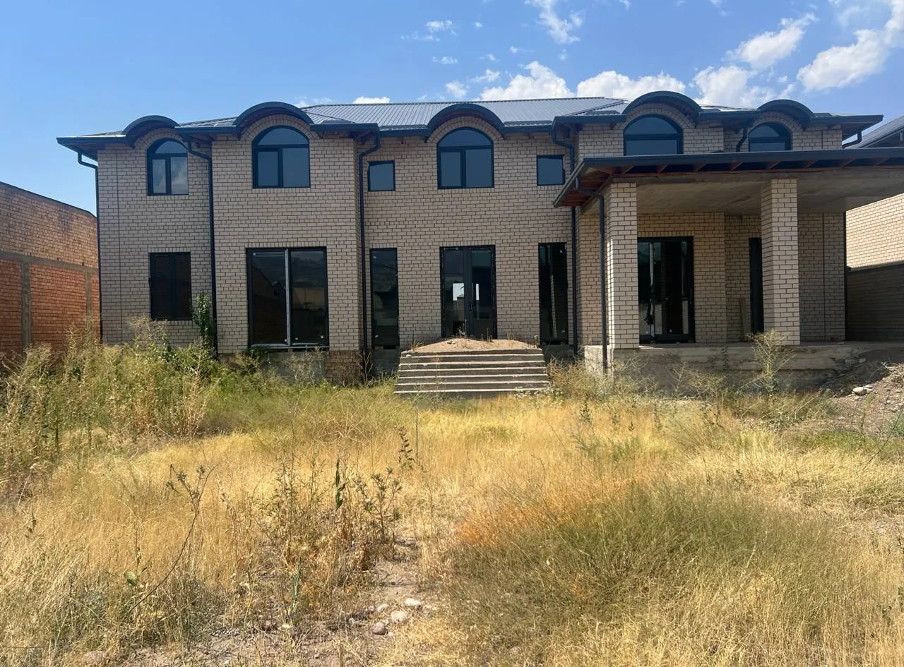 В продаже дом, 550 м², 2 этажа, 11,3 сот.