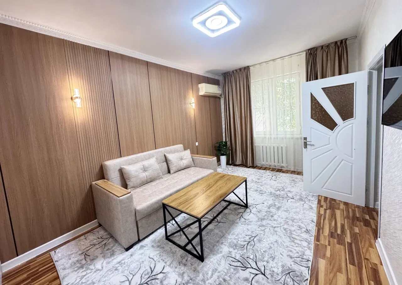 Сотувда 1 хонали квартира, 42 м²