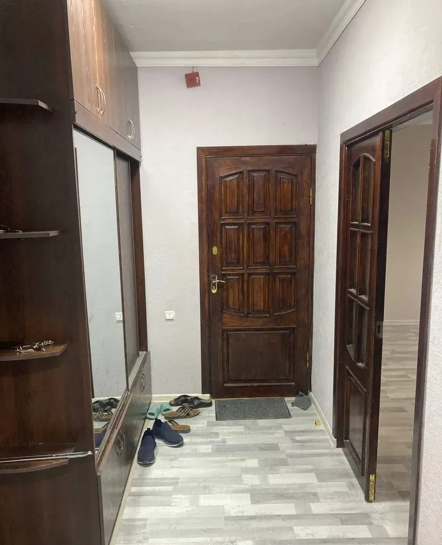 Сотувда 4 хонали квартира, 92 м²