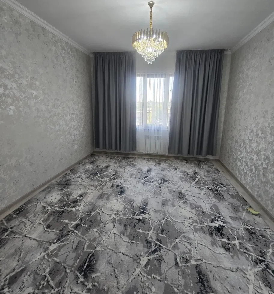 Сотувда 3 хонали квартира, 70 м²