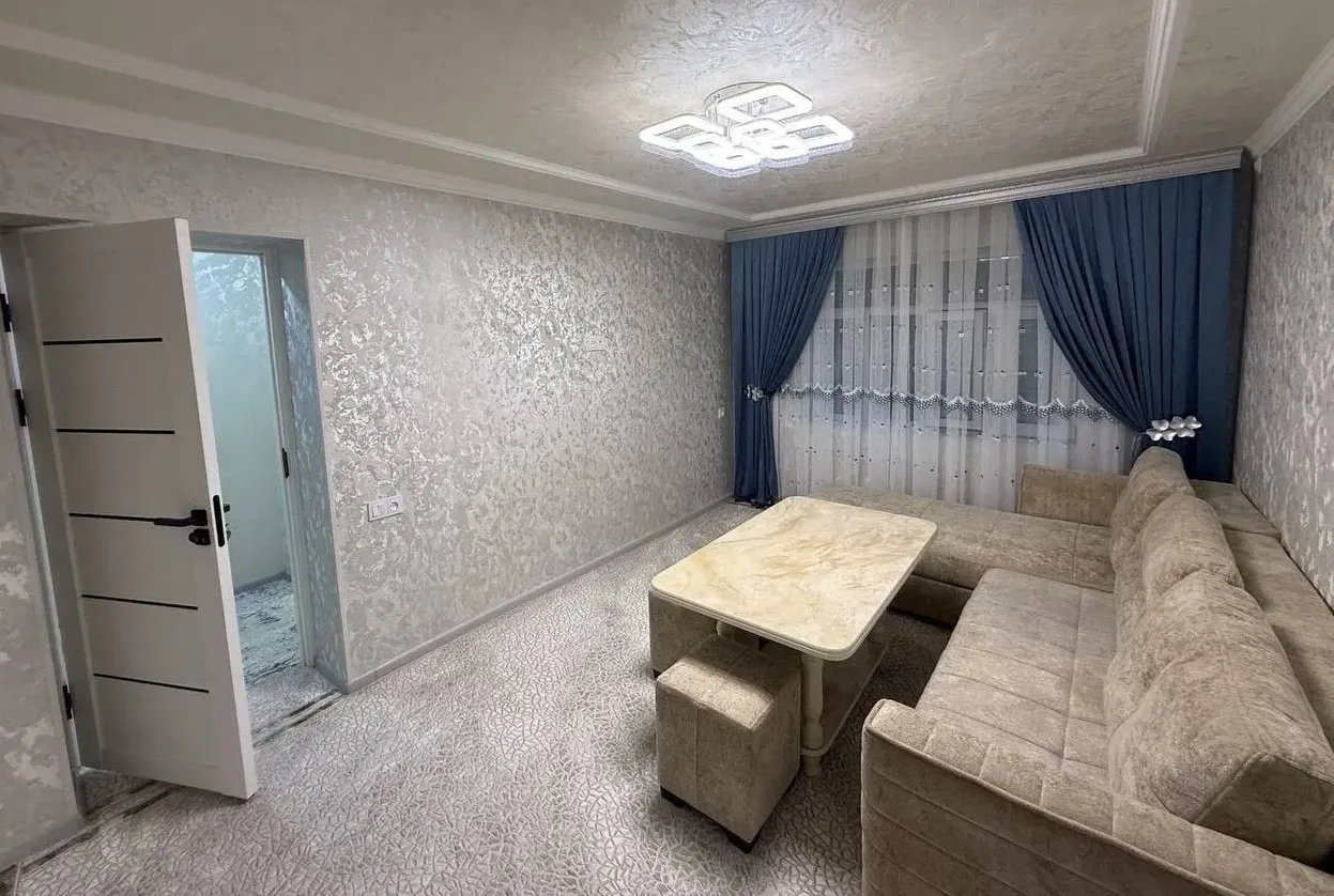 Сотувда 1 хонали квартира, 30 м²