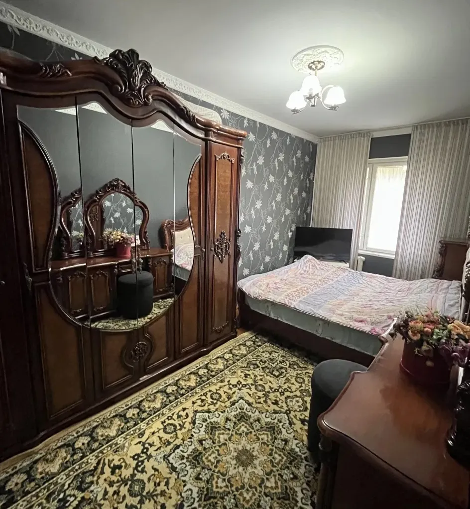 Сотувда 4 хонали квартира, 84 м²
