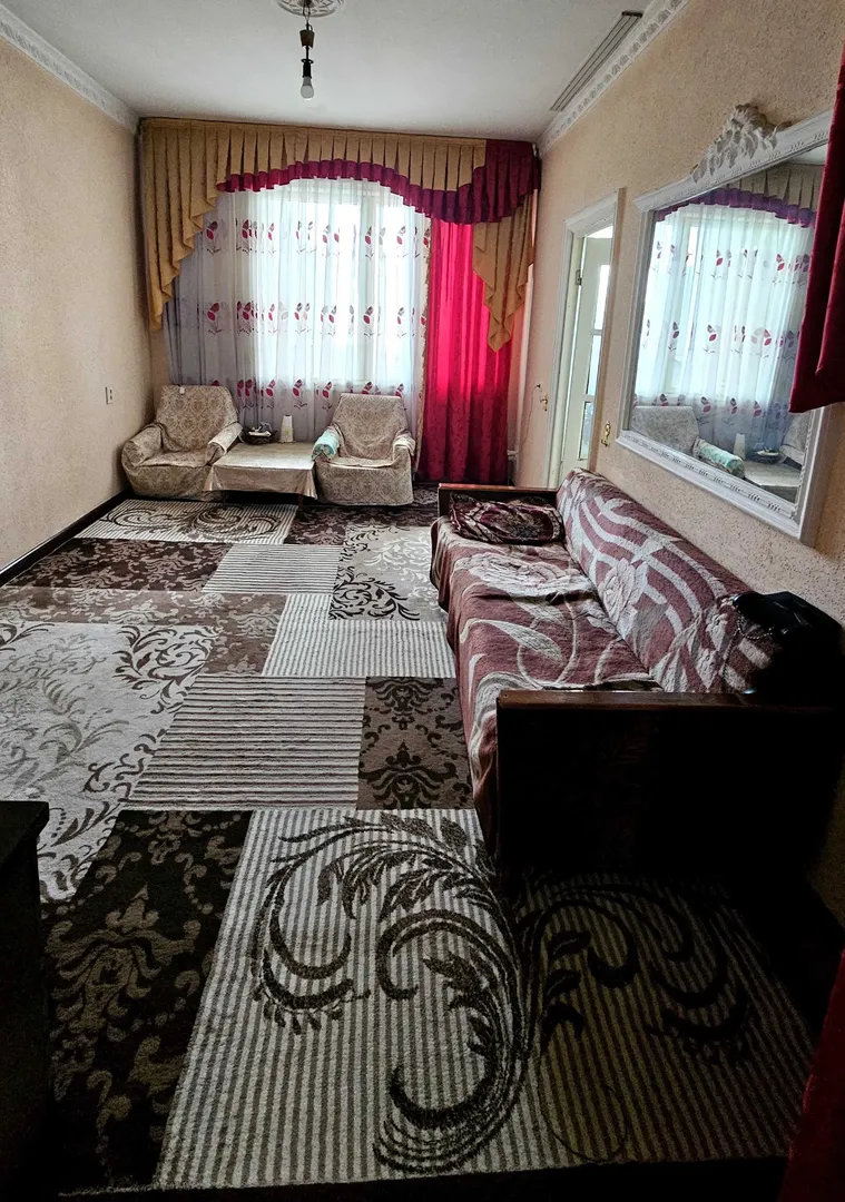 Сотувда 2 хонали квартира, 60 м²