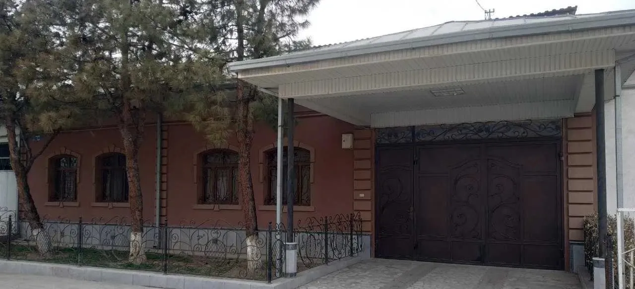 Сотувда уй, 797 м², 2 қаватли, 8 сот.