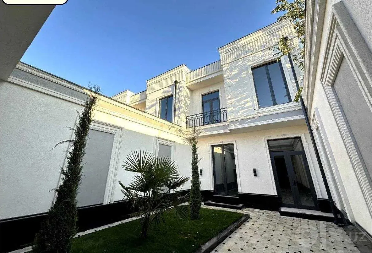 Сотувда уй, 270 м², 2 қаватли, 1,8 сот.
