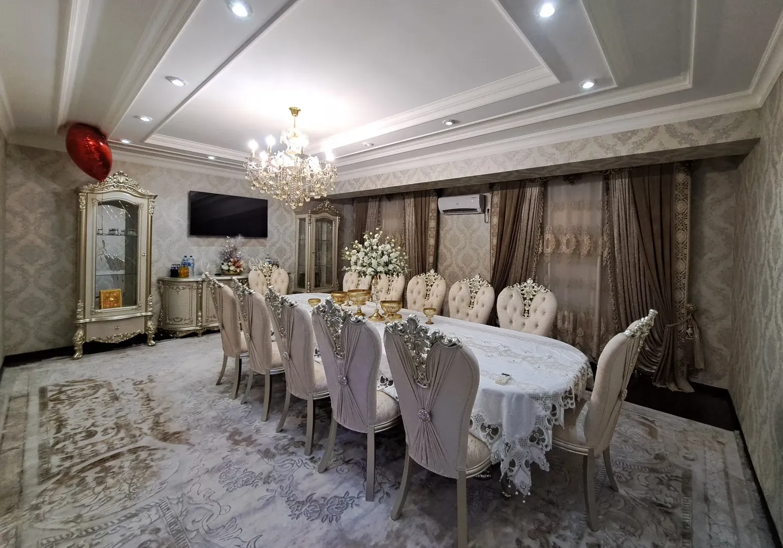 Сотувда 3 хонали квартира, 97 м²