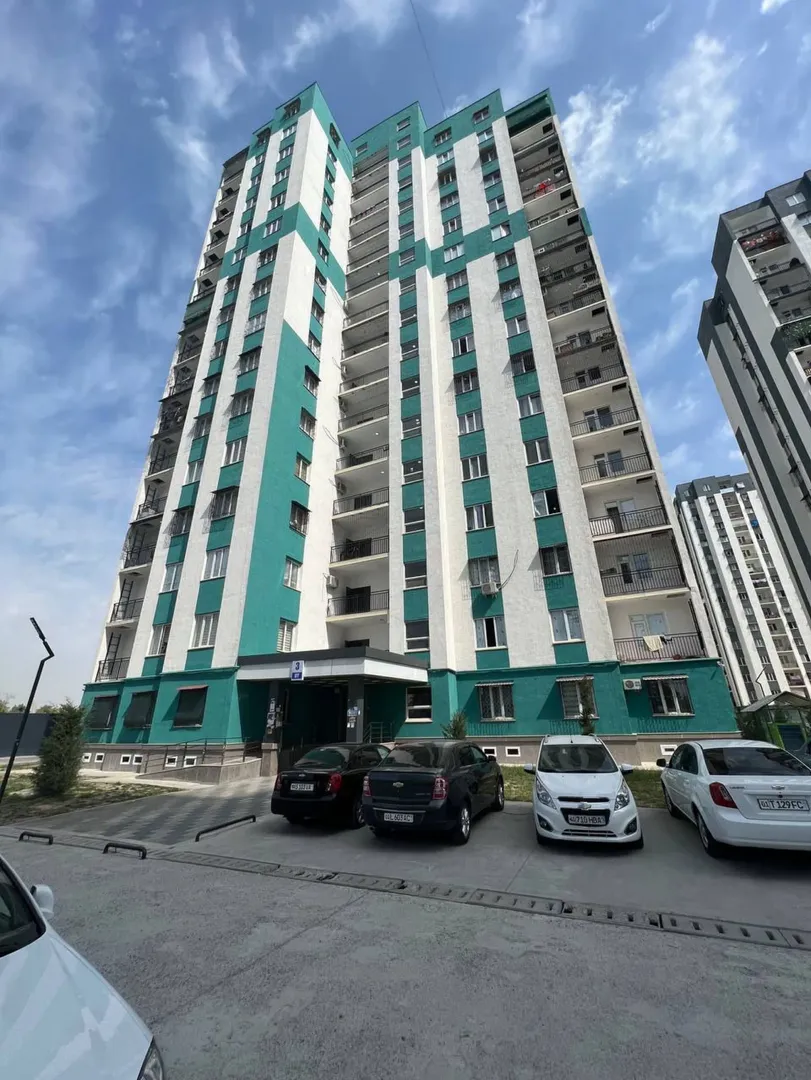 Сотувда 3 хонали квартира, 68 м²