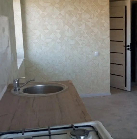 Сотувда 1 хонали квартира, 42 м²