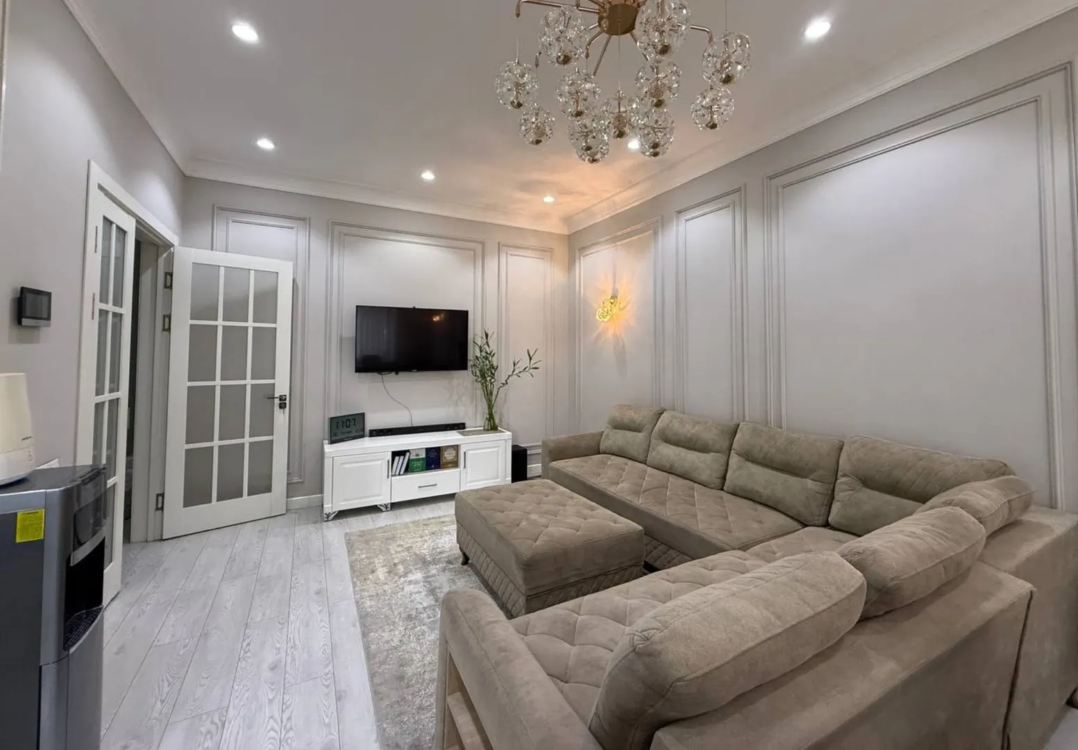 Сотувда 6+ хонали квартира, 210 м²