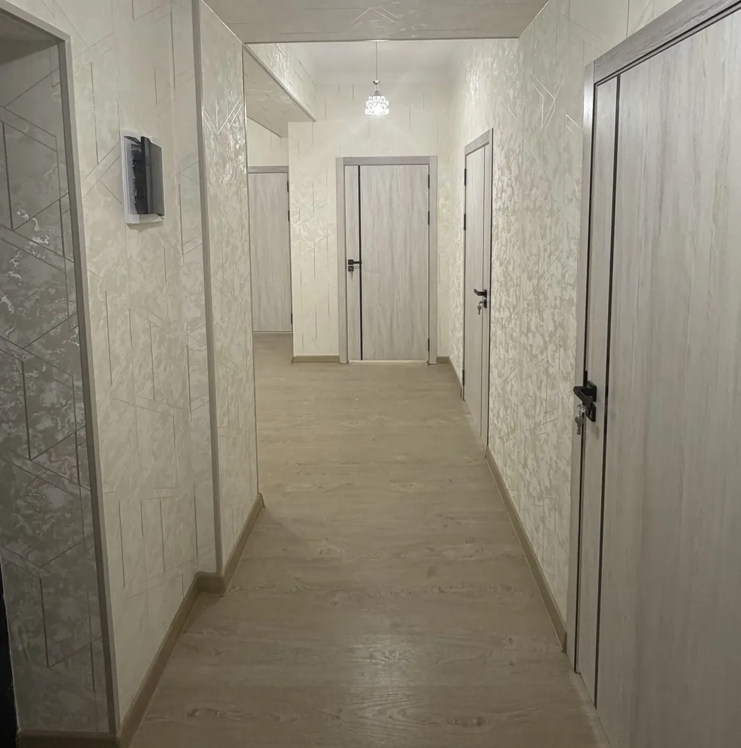 Сотувда 3 хонали квартира, 65 м²