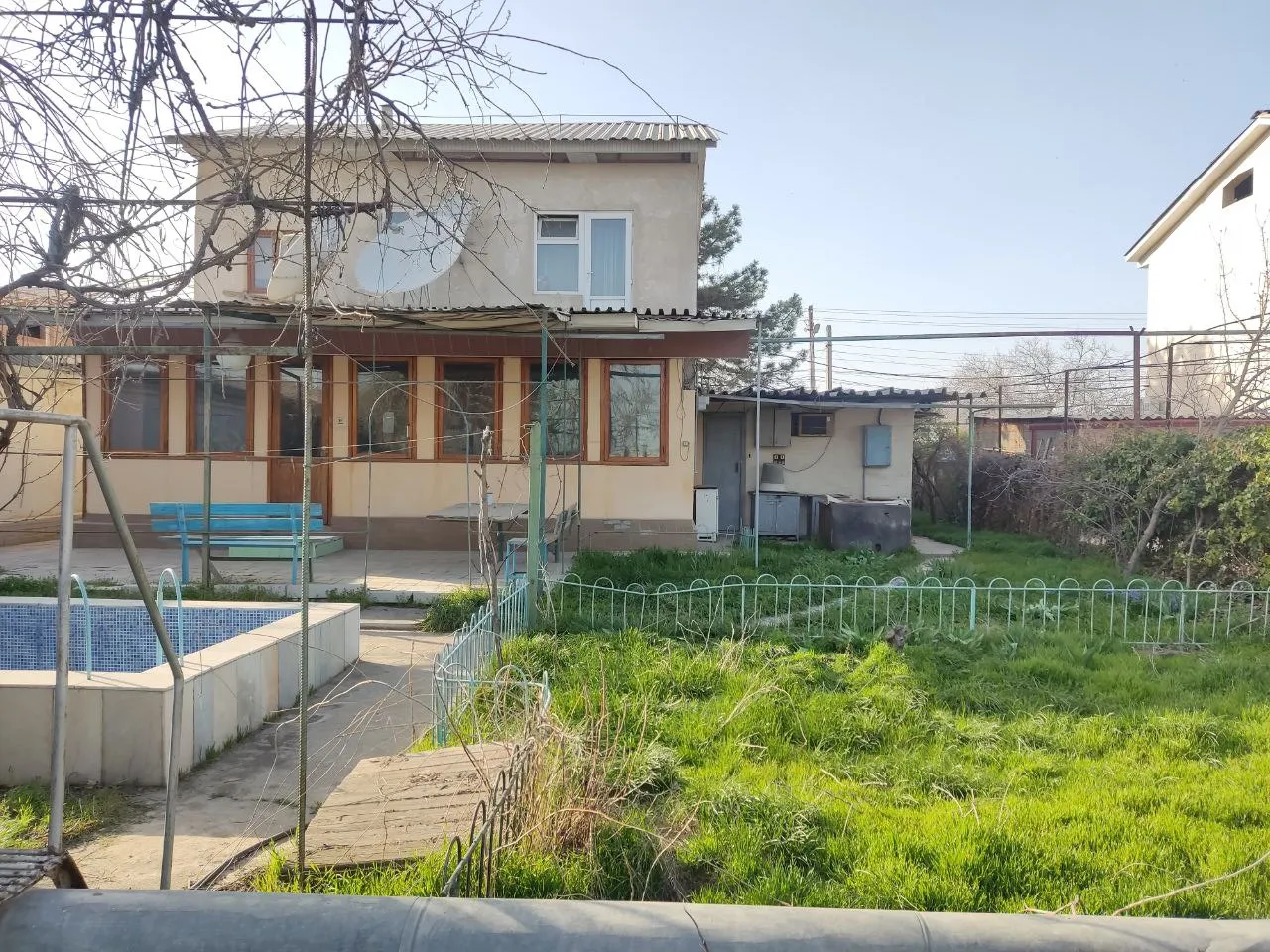 Сотувда уй, 160 м², 3 қаватли, 7,4 сот.